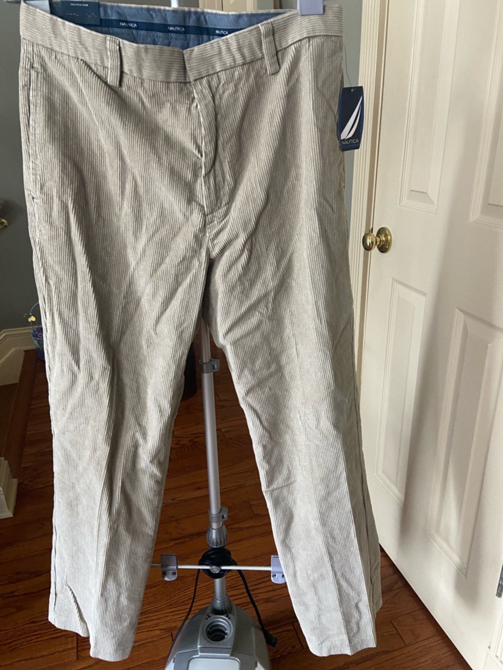 Nautica Light Beige Corduroy Chinos Men’s Size W34 L32